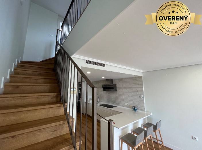 Snímka obrazovky 2023-10-06 140332.jpg